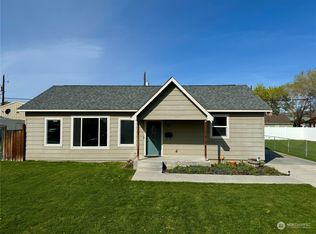17 G St SE, Ephrata, WA 98823