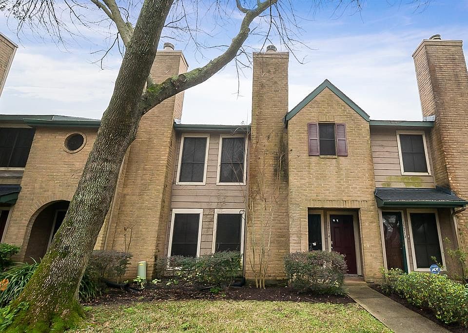 1st image of 17714 Kings Park Ln #7A