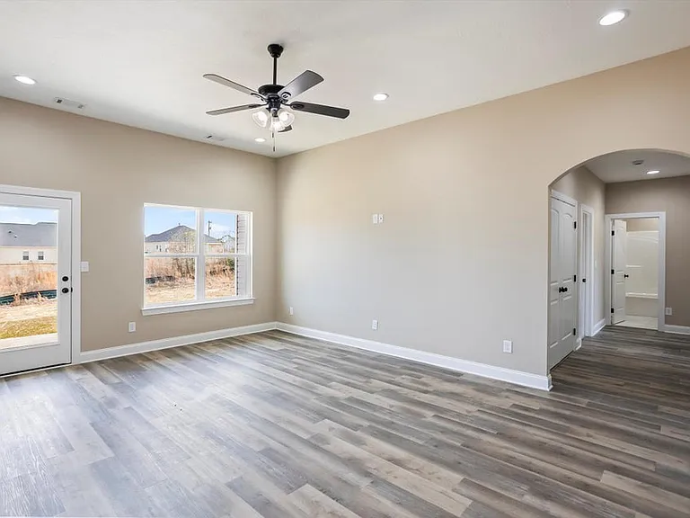 3306 Basil Ln — Photo 4