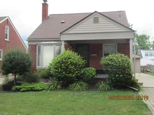 9661 Carter Ave, Allen Park, MI 48101