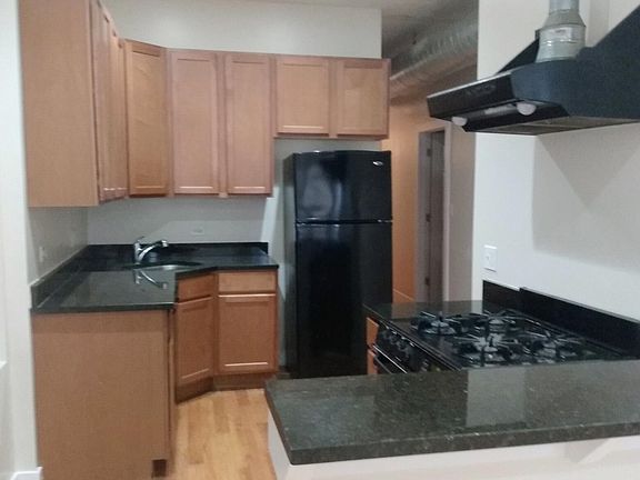 3rd image of 5143 W Washington Blvd #2