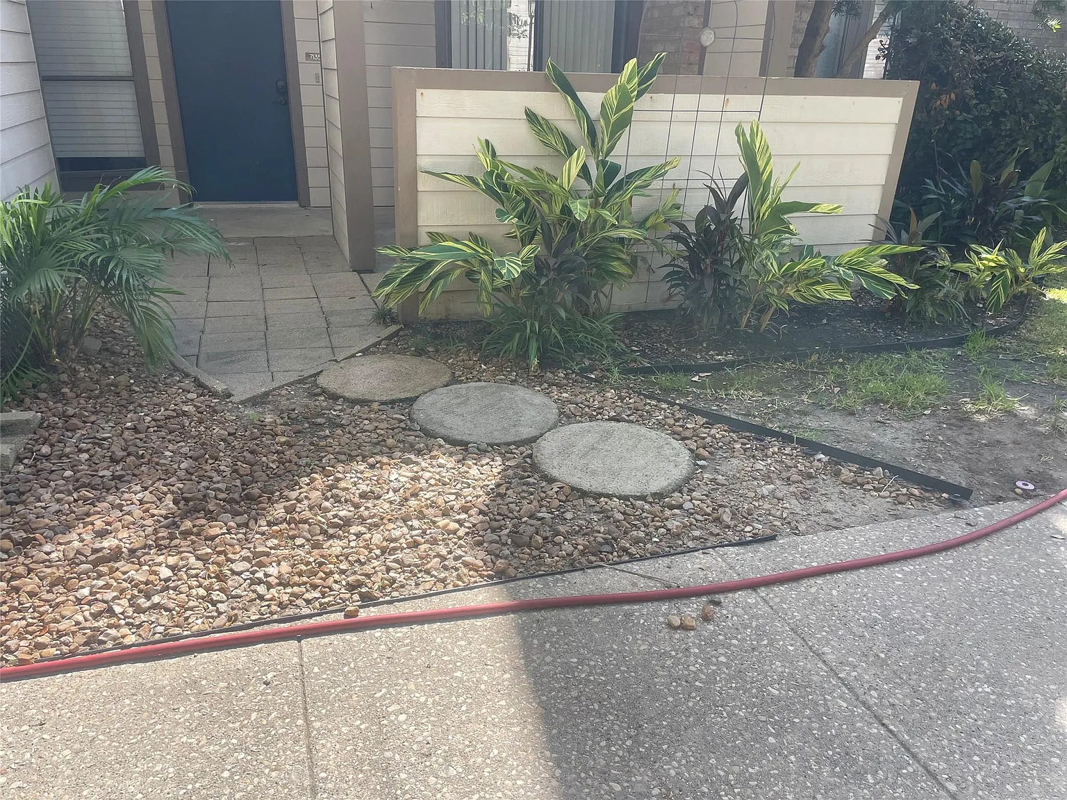 2 bed, 2.0 bath, 1114 sqft, $1,850 — Photo 2