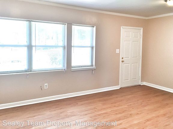 2nd image of 124 W 4th Ave APT 3