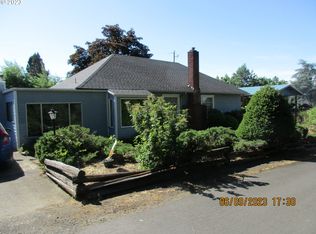 776 W Haggerty St, Roseburg, OR