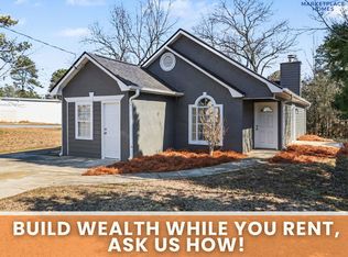 7960 E Field Dr, Douglasville, GA 30134