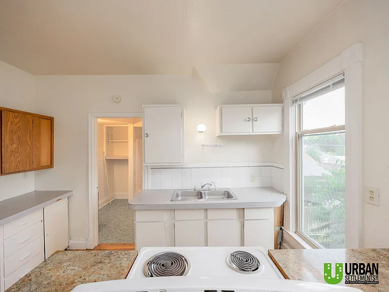 828 W Cleveland Ave — Photo 11