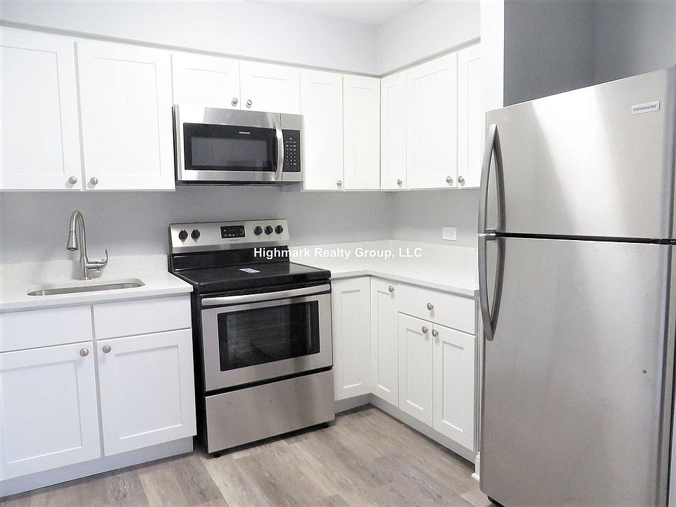 1st image of 1100 N Wheeling Rd #2A