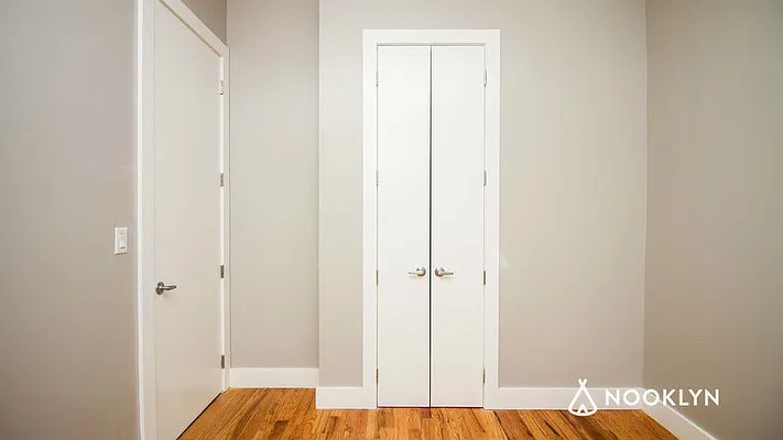 Rented by Nooklyn NYC LLC | media 44