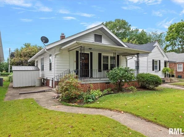 916 Bryn Mawr Blvd, Springfield, IL 62703