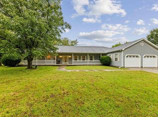 15036 Hillside Rd, Leavenworth, KS 66048