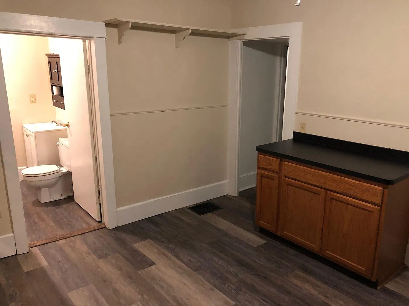 2 bed, $1,275 — Photo 4