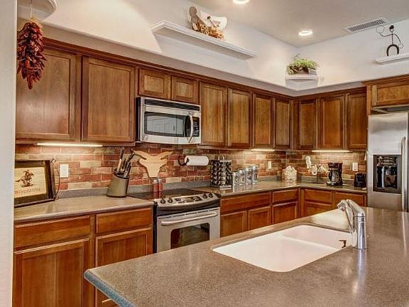 2nd image of 2028 W Le Marche Ave