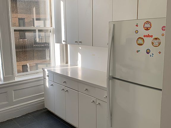 4th image of 2586 Broadway #10H