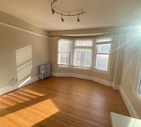 3rd image of 1000 Powell St APT 46