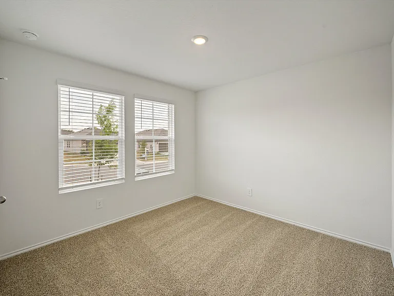 313 Cottonmouth Ln — Photo 16
