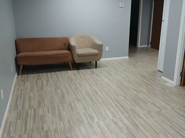 6448 230th St, Oakland Gardens, NY 11364