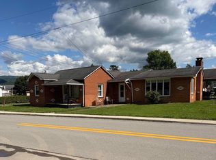 34 Allen St, Mill Creek, WV 26280
