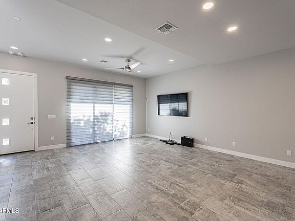 2nd image of 2645 E Osborn Rd #3