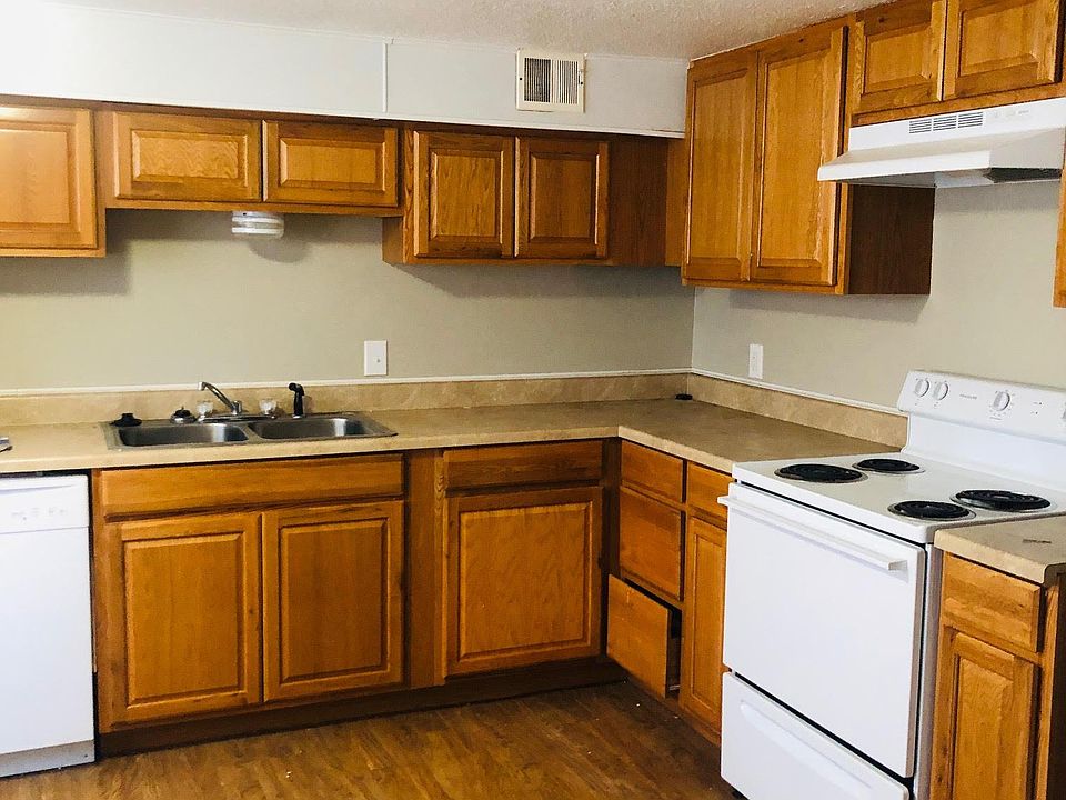 Raytown 6 0 9200 E 54th St Raytown MO Zillow