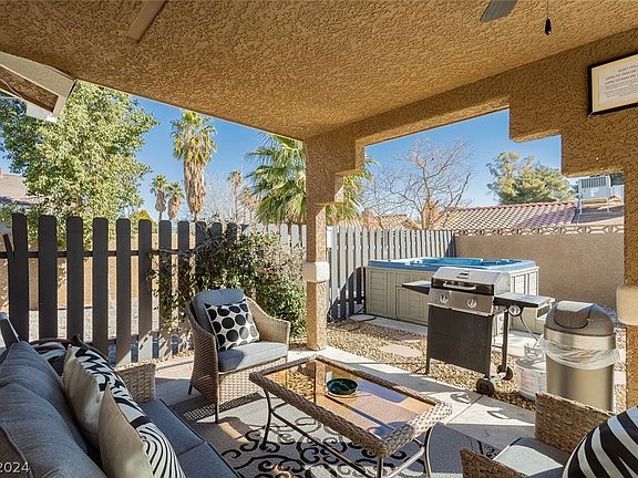 3rd image of 2416 La Luna Dr