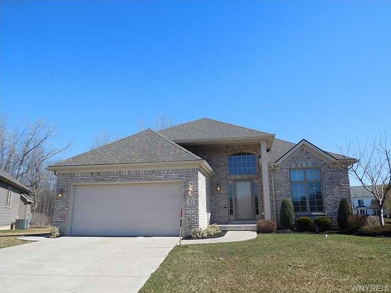 1st image of 81 Forestlake Dr