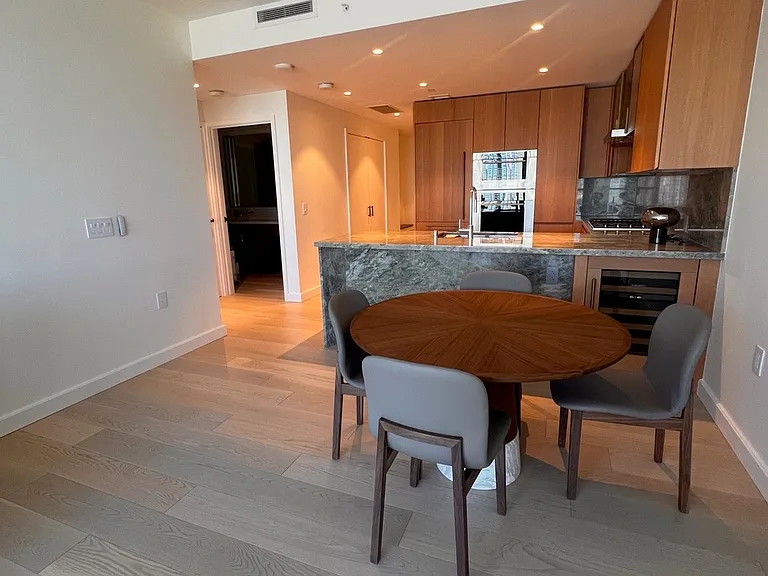 1100 Ala Moana Blvd #2305 — Photo 3