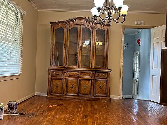 5th image of 1710 Cedar St