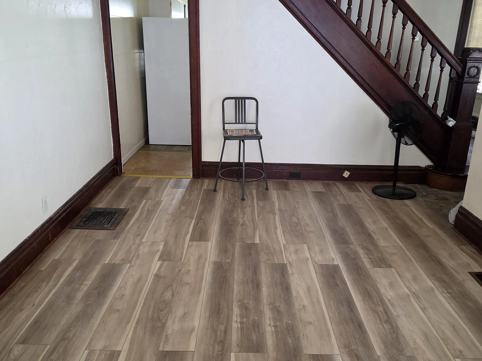 3 bed, 1000 sqft, $1,000 — Photo 2
