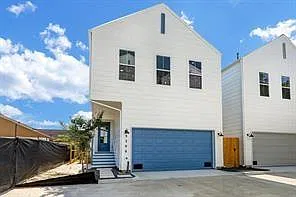 3 bed, 1.0 bath, 1243 sqft, $1,650 — Photo 1