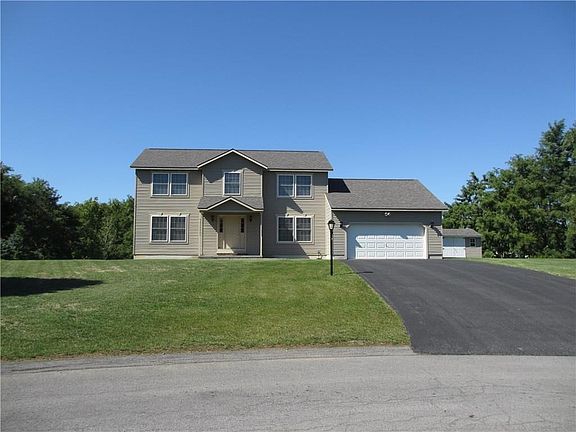 2nd image of 106 Pigeon Roost Ln