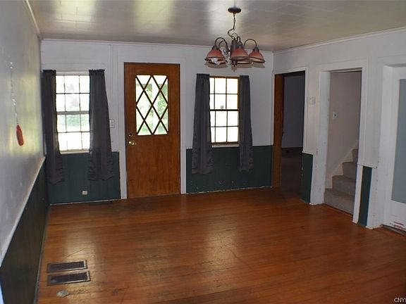 4th image of 124 Greenwich St