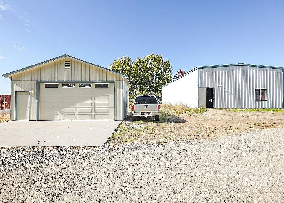 1st image of 2603 Lower Bluff Rd