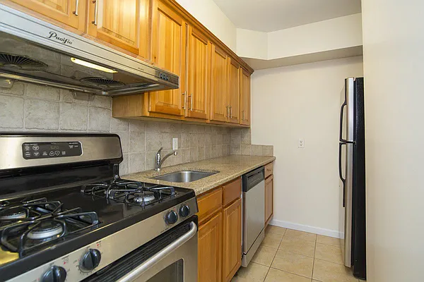 Rented by Compass | media 26