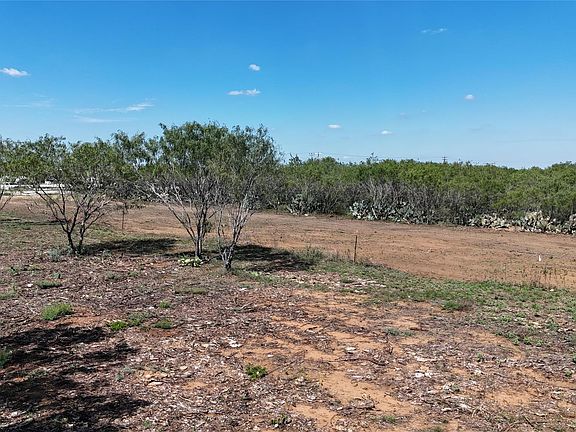 3rd image of 8 County Road 422