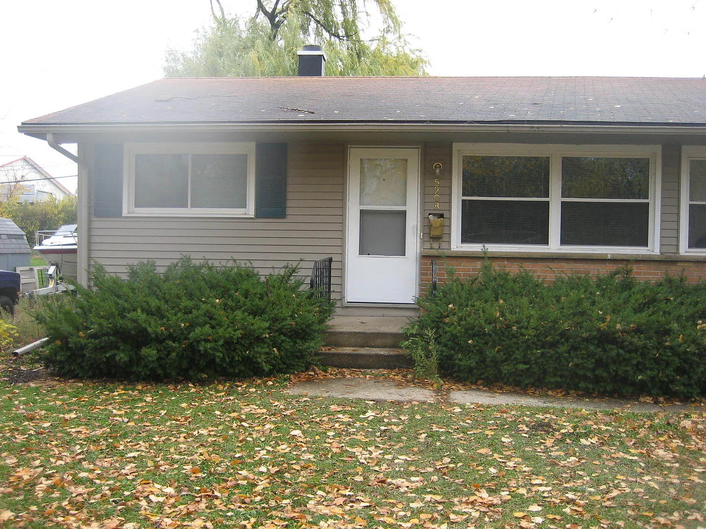 Cozy Duplex Near Highway 51 — Photo 3