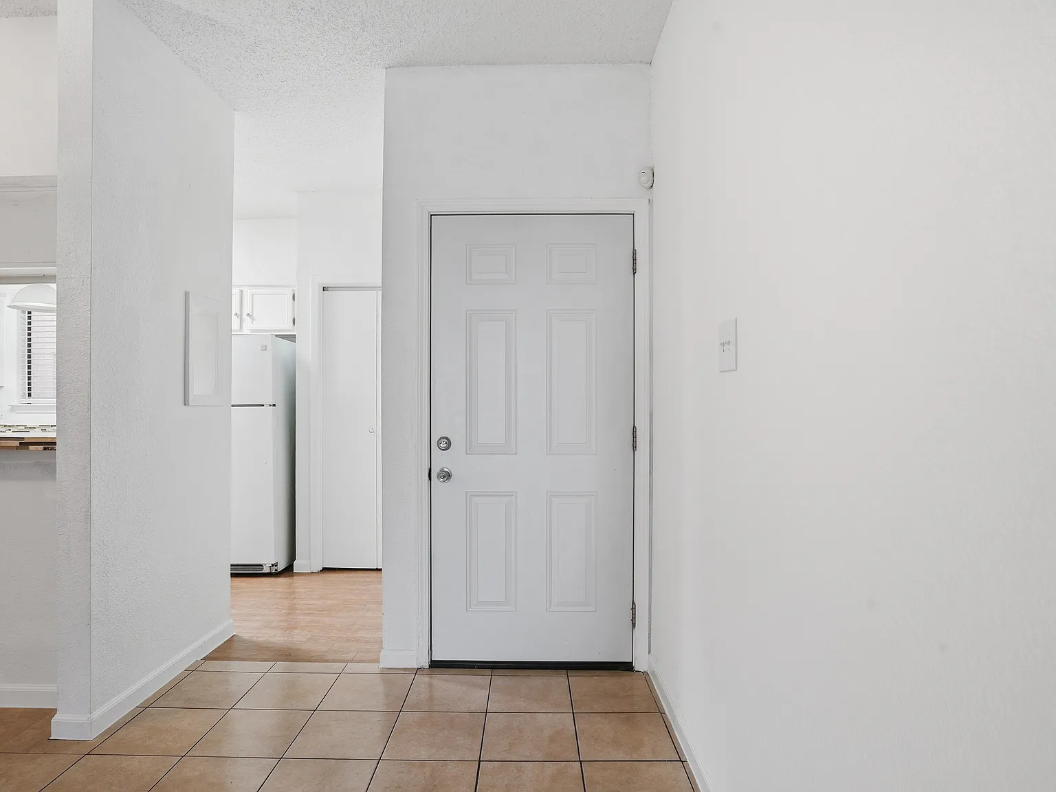 1 bed, 680 sqft, $1,100 — Photo 2