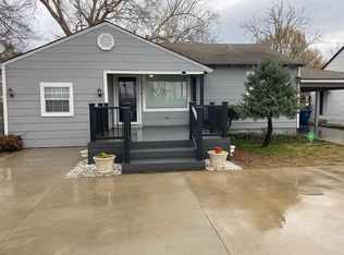 3337 S Riverside Dr W, Tulsa, OK 74105