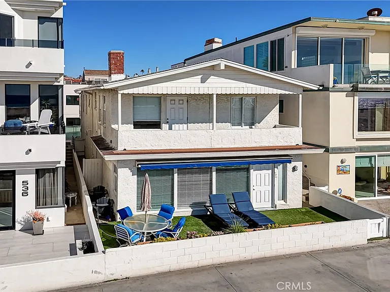 532 The Strand — Photo 6
