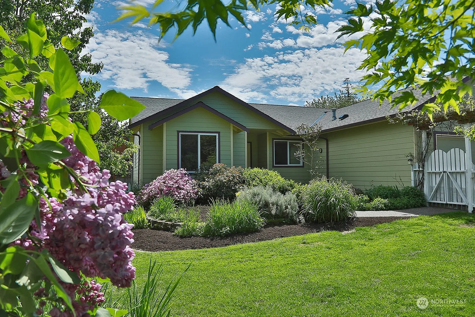 4880 Breezefair Road photo 1