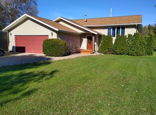 3434 N Meridian Rd, Sanford, MI 48657