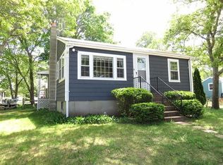 3 Northport Dr, Wareham, MA 02571