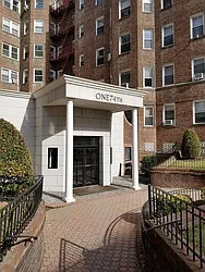 Rented by Max & Associates Realty Corp