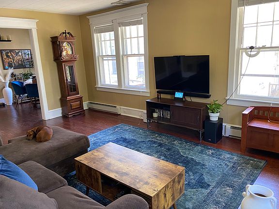 Large, Light-filled Living Room