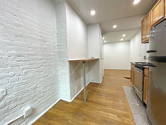2nd image of 153 Avenue A APT 2