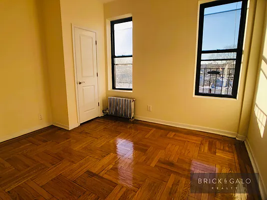 Rented by BRICK & GALO REALTY CORP | media 10