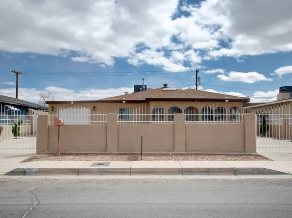 764 56th St NW, Albuquerque, NM 87105