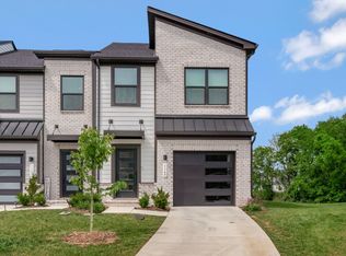 1169 Riverbrook Dr, Gallatin, TN 37066