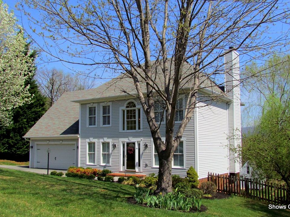 For Sale: 603 Winesap RD, Roanoke, Virginia 24019