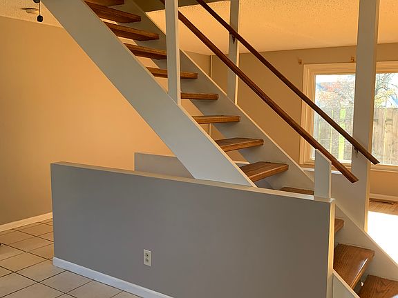 3rd image of 41 Tower Hill Ct