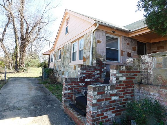 3rd image of 1806 McMillan St